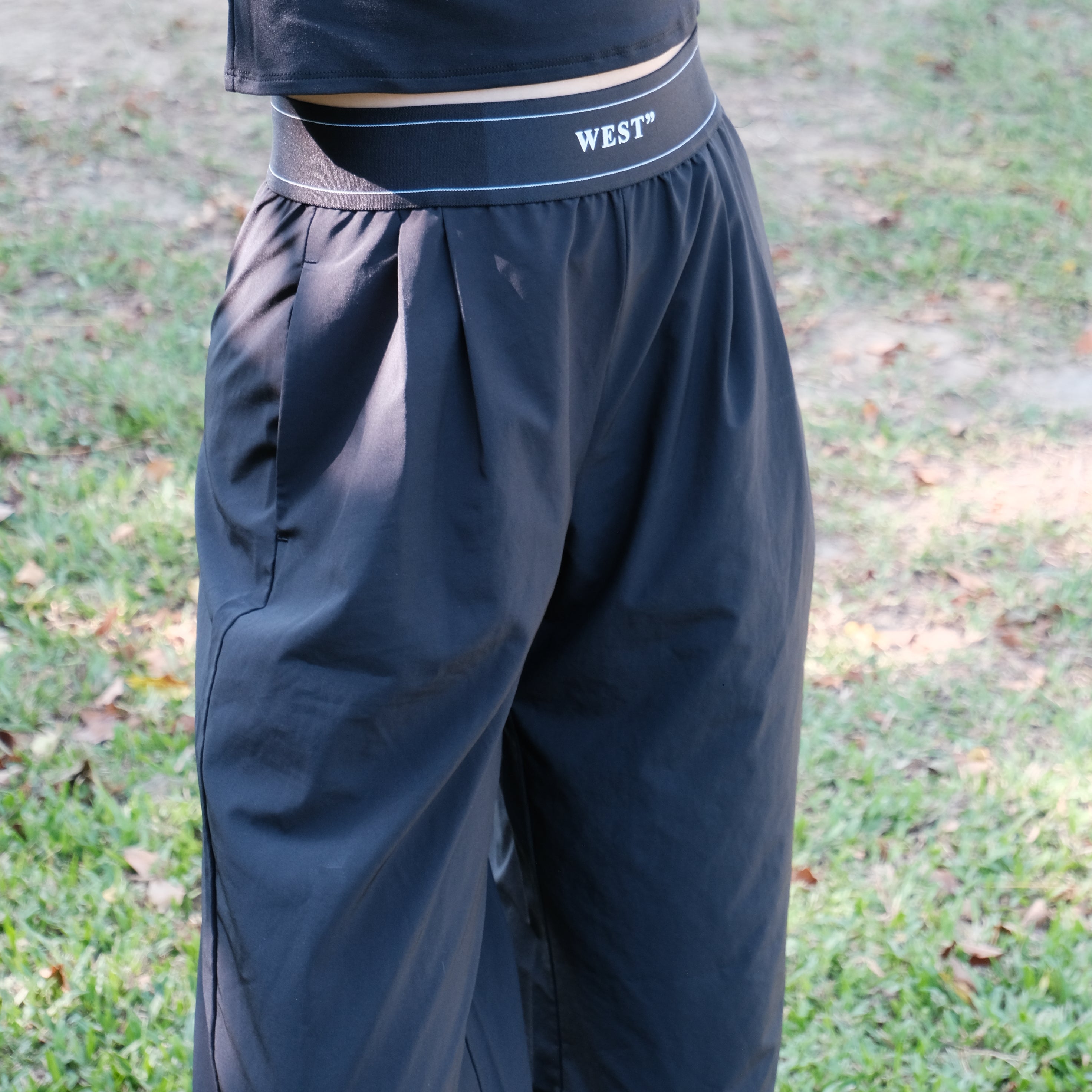 快乾織帶寬褲（黑色/深霧藍）